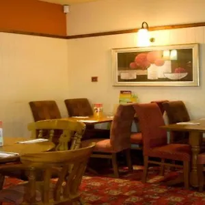 premier-inn-hull-west.yorkshirehotels.net/